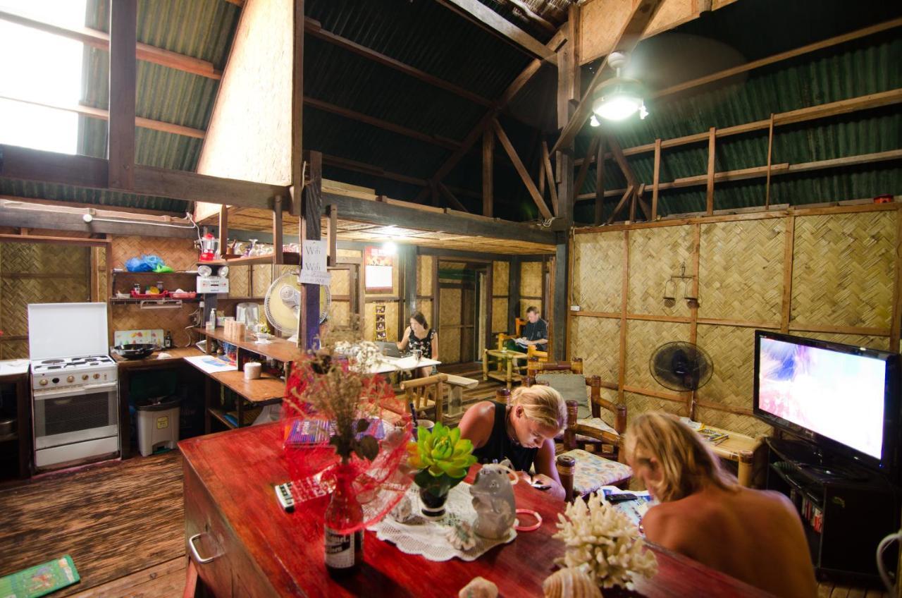 Coron Backpacker Guesthouse Exterior foto